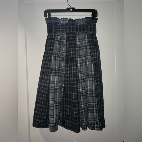 Belted Plaid Skirt with Elastic Waist - Picture 2 of 4